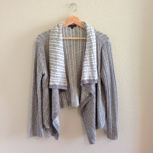 G by Guess 100% cotton size medium cardigan